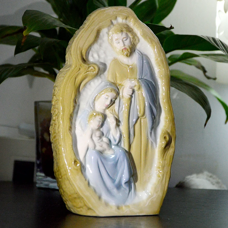 Catholic Holy Family of three ceramic art table Bedroom Decor study Catholicism figures jesus statuette crafts about 20cm high
Catholic Holy Family of three ceramic art table Bedroom Decor study Catholicism figures jesus statuette crafts about 20cm high