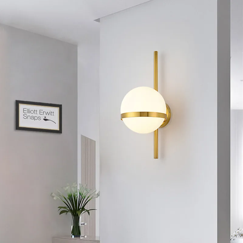 Nordic Glass Ball Bedside Wall Lamp Fashion Molecule Design Wall Sconce Kitchen Foyer Study Decorative Light Luminaire
Nordic Glass Ball Bedside Wall Lamp Fashion Molecule Design Wall Sconce Kitchen Foyer Study Decorative Light Luminaire