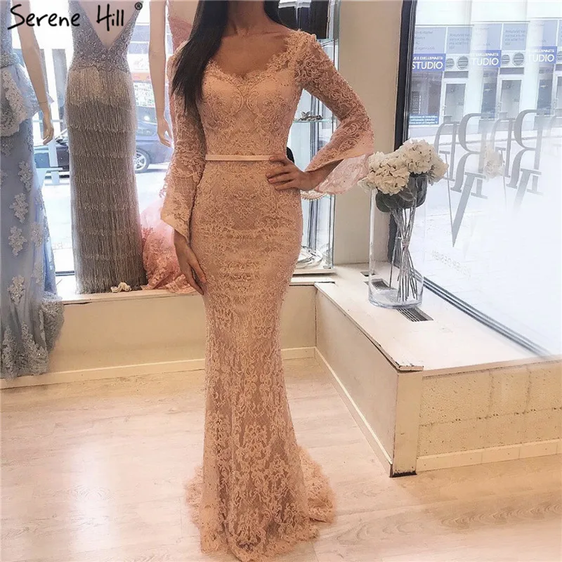Dubai Pink V-Nekc Lace Sexy Evening Dresses 2019 Mermaid Long Sleeves Evening Gowns Serene Hill LA70088
Dubai Pink V-Nekc Lace Sexy Evening Dresses 2019 Mermaid Long Sleeves Evening Gowns Serene Hill LA70088