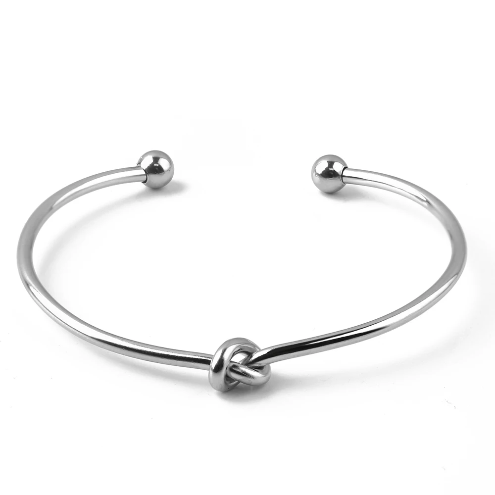 Hot promotional models Pure stainless steel knotted single-line bracelet Simple atmospheric models
Hot promotional models Pure stainless steel knotted single-line bracelet Simple atmospheric models
