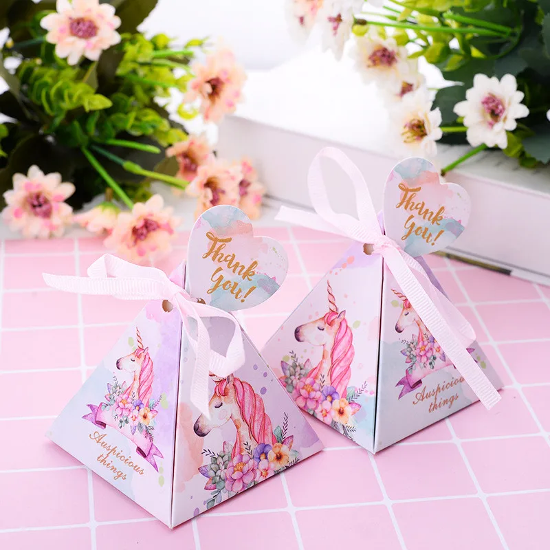 

100pcs Flamingo/Unicorn Triangular Favor Box Wedding Baby Shower favors and gifts party souvenirs for guests