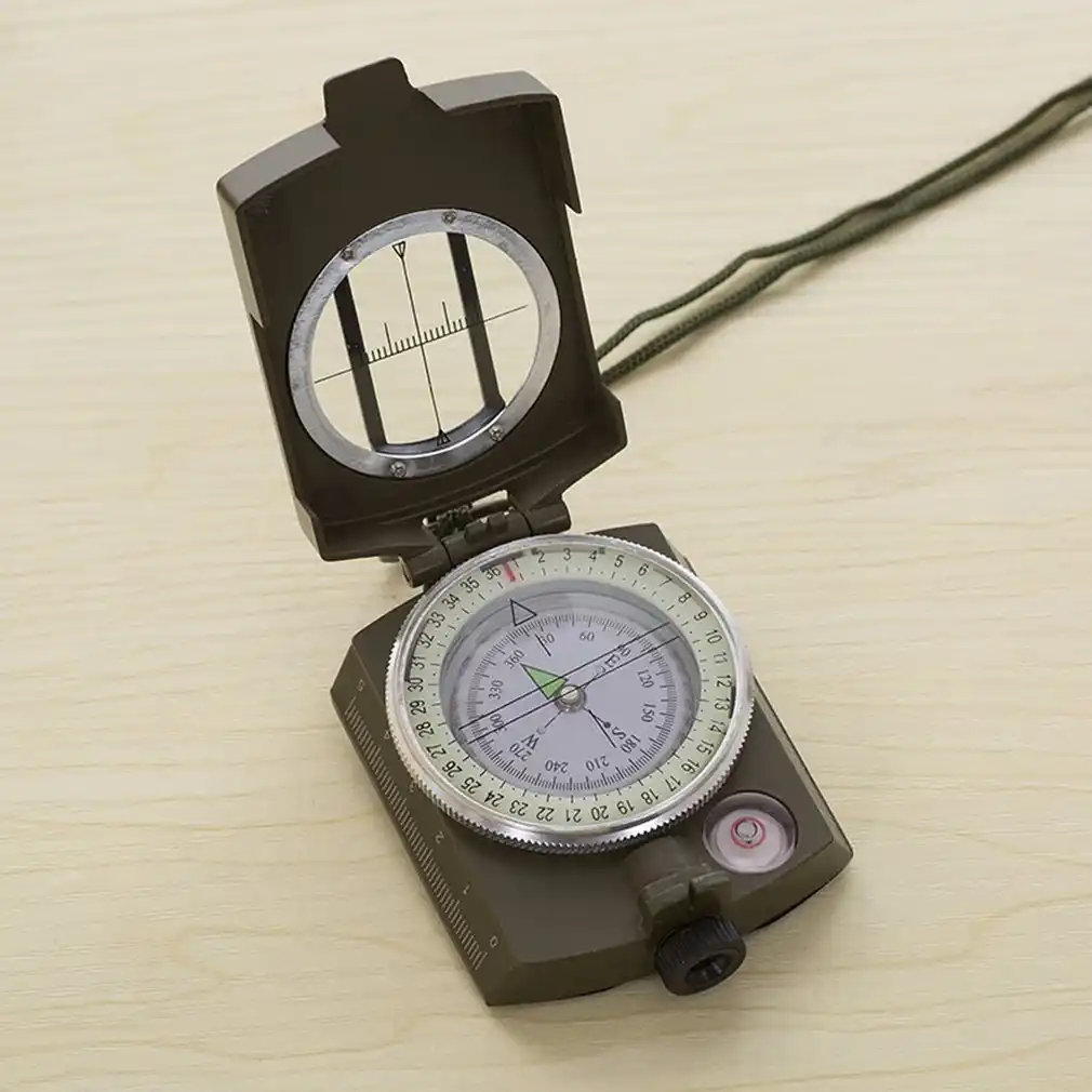 hand compass