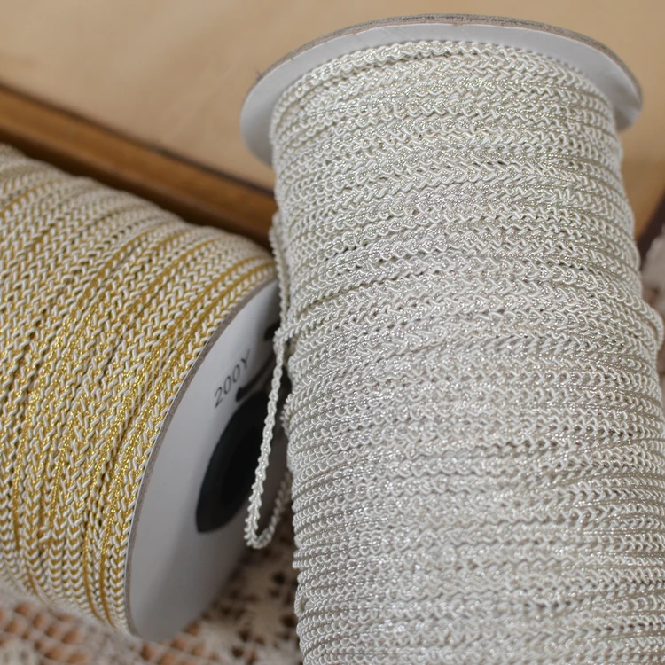 15 meter/lot 0.3cm 0.18" width silver gold braid fabric embroidery tapes lace trim ribbon F16T727X1231Y
15 meter/lot 0.3cm 0.18" width silver gold braid fabric embroidery tapes lace trim ribbon F16T727X1231Y