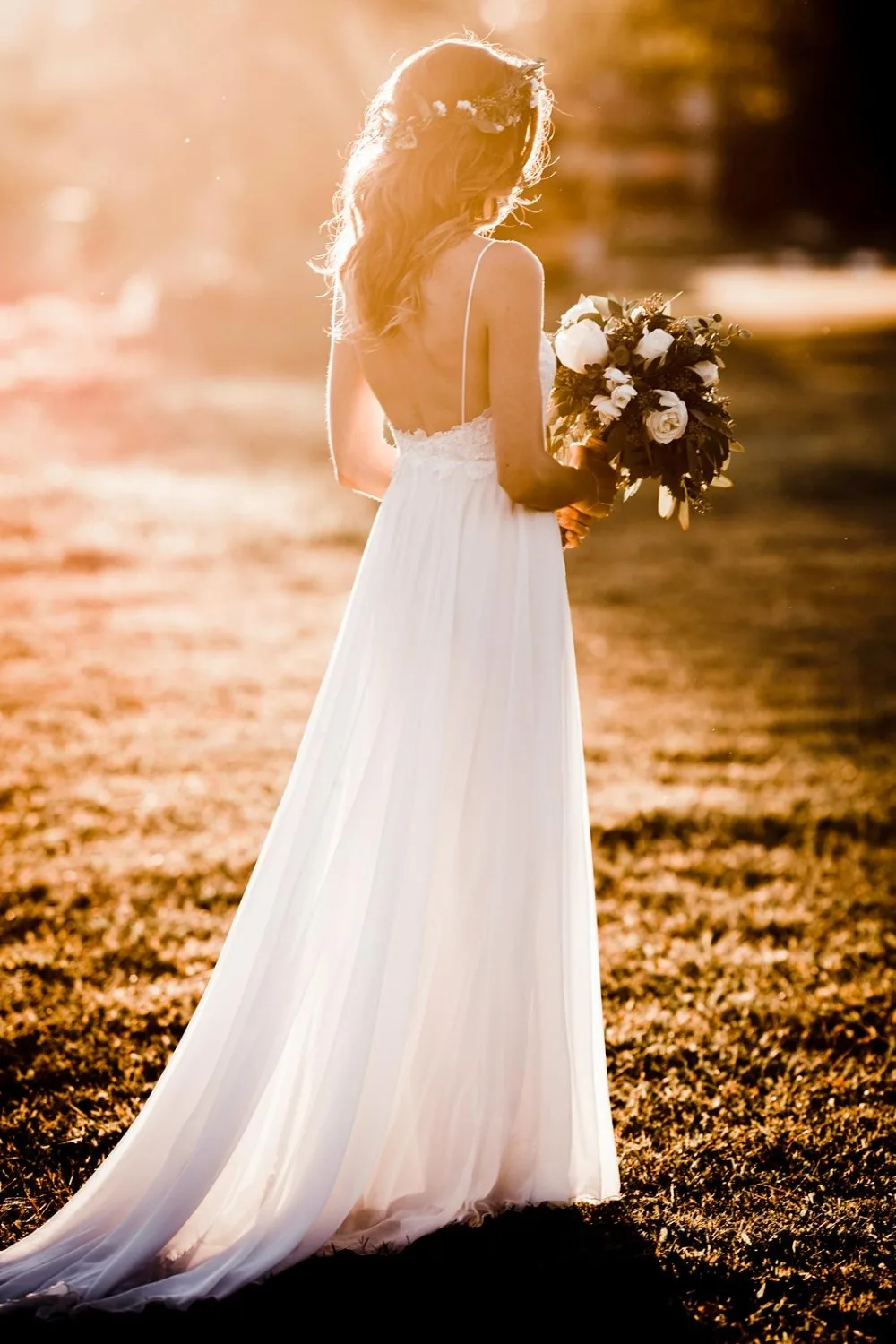 Lucia-in-the-Grace-Loves-Lace-Tara-Gown-2-1067x1600