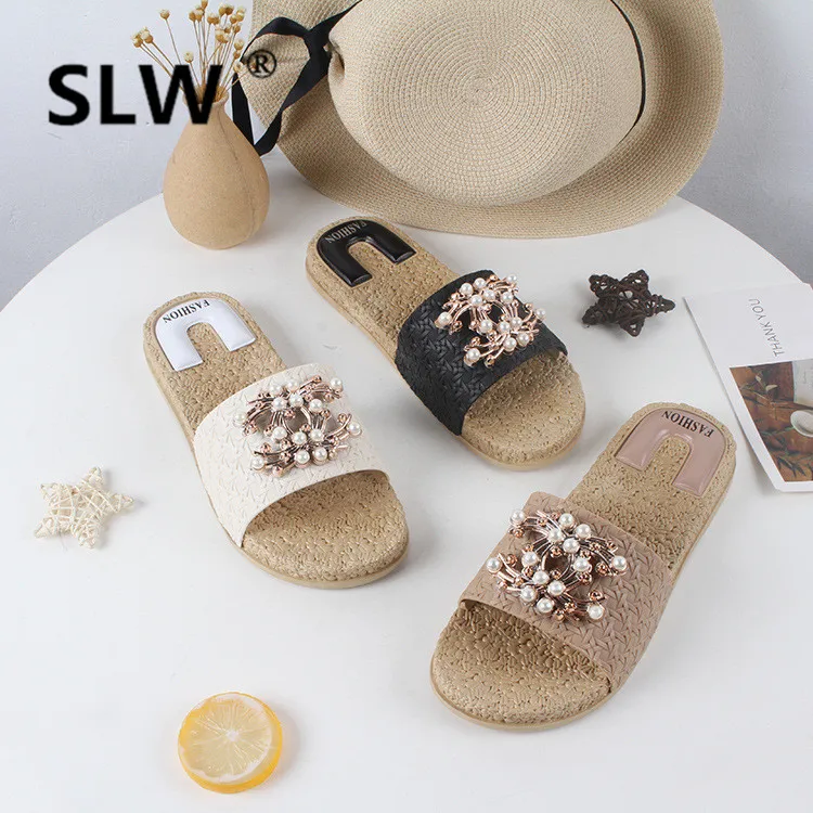 luxury brand design slippers korean style new beach slides female pearl crystal decorate flip flops woman gladiator shoes
luxury brand design slippers korean style new beach slides female pearl crystal decorate flip flops woman gladiator shoes