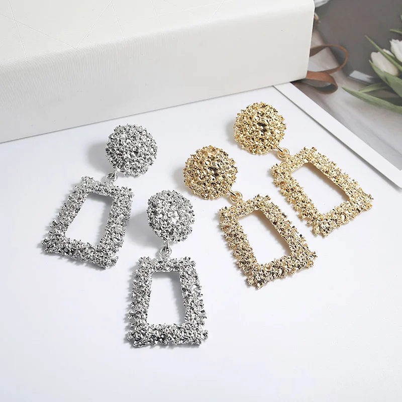 F14 Big Vintage Earrings for Women Gold Color Geometric Statement Earring 2019 Metal Earing Hanging Fashion Jewelry Trend Korean
F14 Big Vintage Earrings for Women Gold Color Geometric Statement Earring 2019 Metal Earing Hanging Fashion Jewelry Trend Korean