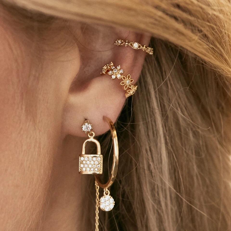 1 PIECE cuff 925 Sterling silver daisy flower cute cz bloom flowers elegance beautiful 2019 spring women clip cuff earring
1 PIECE cuff 925 Sterling silver daisy flower cute cz bloom flowers elegance beautiful 2019 spring women clip cuff earring