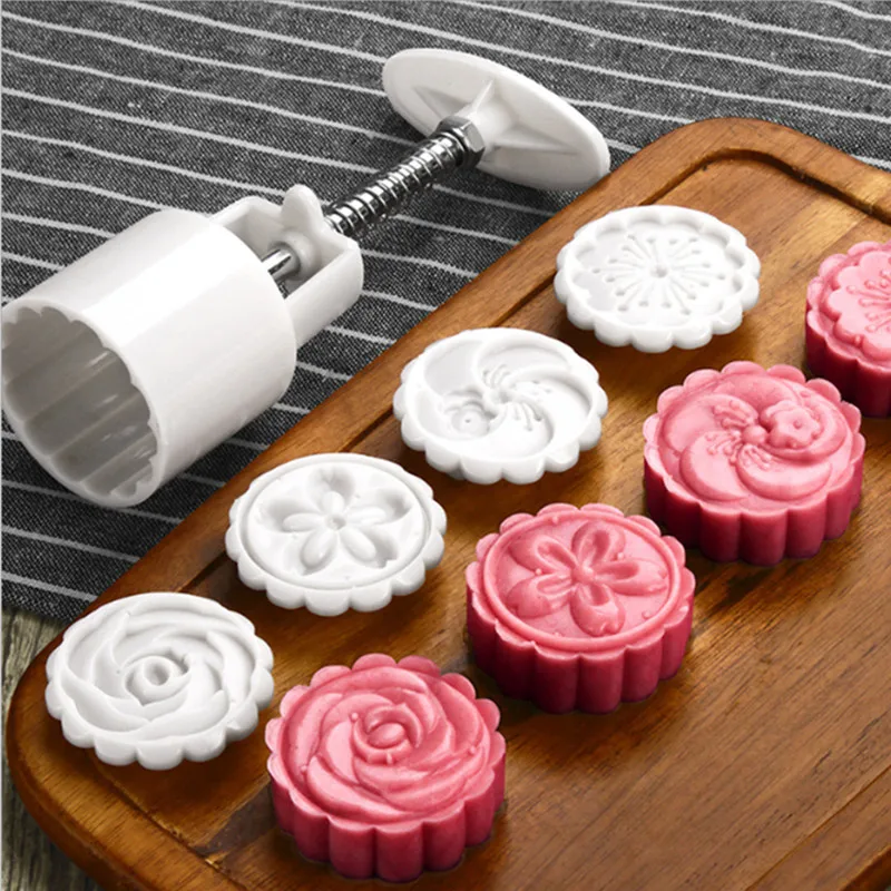 Round Rose Flower Kitchen Bakeware Plastic Moon Cake Mold 50 Grams Chinese Festival Mooncake Tools Hand Press Cake Plunger Stamp
Round Rose Flower Kitchen Bakeware Plastic Moon Cake Mold 50 Grams Chinese Festival Mooncake Tools Hand Press Cake Plunger Stamp