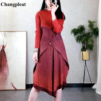 Changpleat 2019 Spring new Stripe splicing Women Dresses Miyak Pleated Fashion Design one Button Elastic waist Female Dress Tide
Changpleat 2019 Spring new Stripe splicing Women Dresses Miyak Pleated Fashion Design one Button Elastic waist Female Dress Tide
