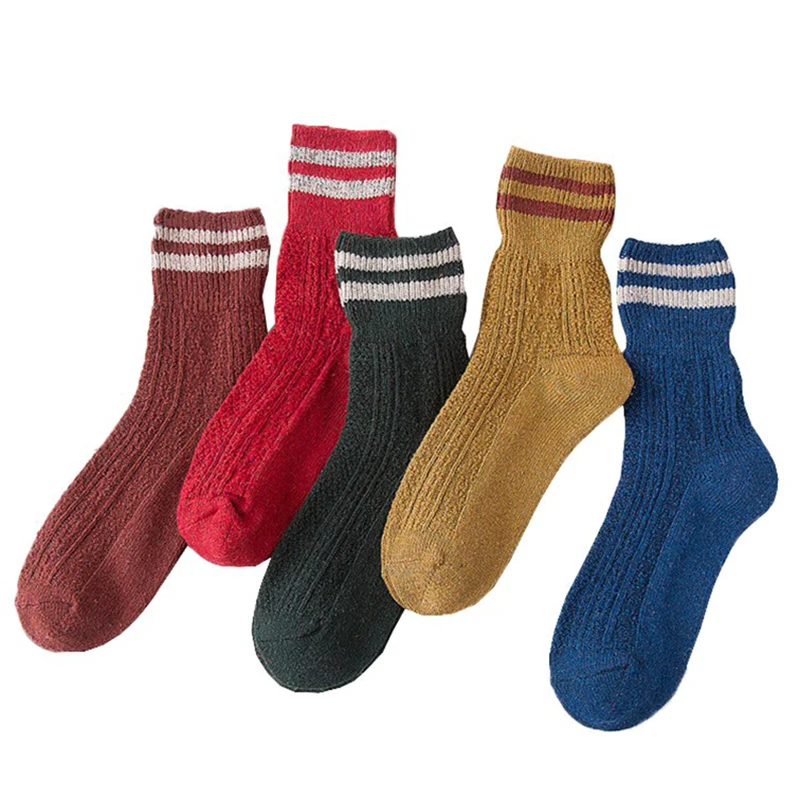 1 pair /lot new winter men's wool socks thick warm stripes plaid casual comfortable high quality fashion business socks
1 pair /lot new winter men's wool socks thick warm stripes plaid casual comfortable high quality fashion business socks
