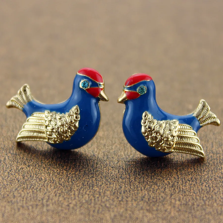 Fashion stud earrings 2014 Fashion a new simple and pure and fresh quietly elegant blue bird women's earrings, 121021
Fashion stud earrings 2014 Fashion a new simple and pure and fresh quietly elegant blue bird women's earrings, 121021