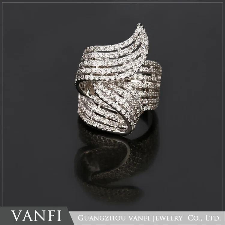 Luxury AAA Cubic Zirconia Micro Pave Setting Novel Rose Flower Left Hand Double Finger Knuckle Ring Jewelry Accessories
Luxury AAA Cubic Zirconia Micro Pave Setting Novel Rose Flower Left Hand Double Finger Knuckle Ring Jewelry Accessories