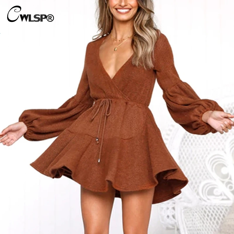 CWLSP Spring Autumn Deep V Neck Mini Dresses Vintage Adjustable Waist Full sleeve Bodycon Casual Pleated vestidos 2018 QL4017
CWLSP Spring Autumn Deep V Neck Mini Dresses Vintage Adjustable Waist Full sleeve Bodycon Casual Pleated vestidos 2018 QL4017