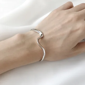SHANICE Authentic 925 Sterling Silver Jewelry Mobius Bangles for Women pulseras mujer open Bangles Bracelets Women
SHANICE Authentic 925 Sterling Silver Jewelry Mobius Bangles for Women pulseras mujer open Bangles Bracelets Women