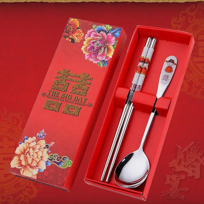 Stainless Steel Dinnerware Double Happiness Red Color Spoons Chopstick Sets Wedding Party Gifts For Guest 100sets/lot
Stainless Steel Dinnerware Double Happiness Red Color Spoons Chopstick Sets Wedding Party Gifts For Guest 100sets/lot