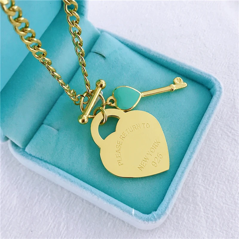 Brand Lovely Sweet Heart Pendant Necklace Rose Gold Color Key Lock Design Link Chain Necklace Forever Love Letters For Woman
Brand Lovely Sweet Heart Pendant Necklace Rose Gold Color Key Lock Design Link Chain Necklace Forever Love Letters For Woman