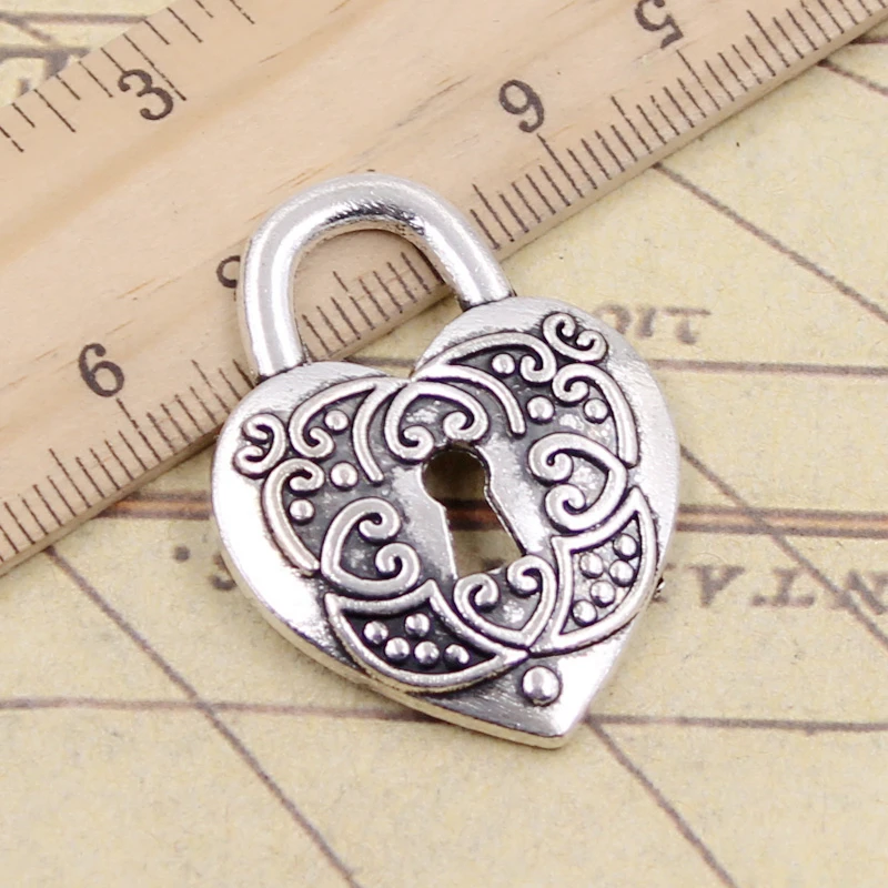 10pcs Charms heart lock 32x22mm Tibetan Silver Plated Pendants Antique Jewelry Making DIY Handmade Craft
10pcs Charms heart lock 32x22mm Tibetan Silver Plated Pendants Antique Jewelry Making DIY Handmade Craft