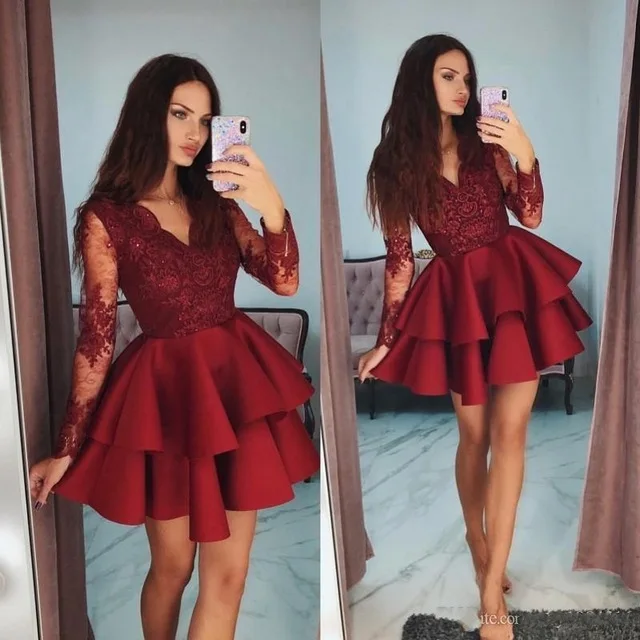 Burgundy Cocktail Gown Full Sleeves Appliques Prom Gowns Custom Made Short Homecoming Gowns Tiered Beaded Pageant Dresses
Burgundy Cocktail Gown Full Sleeves Appliques Prom Gowns Custom Made Short Homecoming Gowns Tiered Beaded Pageant Dresses