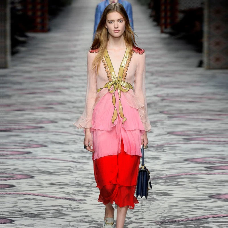 BOHO Summer Sexy Deep V Neck Long Dress Women 2019 Luxury Runway Sequins Embroidery Tunics Ruffle layers Chiffon Dress Clothes
BOHO Summer Sexy Deep V Neck Long Dress Women 2019 Luxury Runway Sequins Embroidery Tunics Ruffle layers Chiffon Dress Clothes