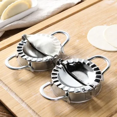 BF040 Kitchen 304 stainless steel dumpling Dumpling Maker Kitchen Pastry Tools Baking Accessories Cooking Tools 13*8.5*3cm
BF040 Kitchen 304 stainless steel dumpling Dumpling Maker Kitchen Pastry Tools Baking Accessories Cooking Tools 13*8.5*3cm