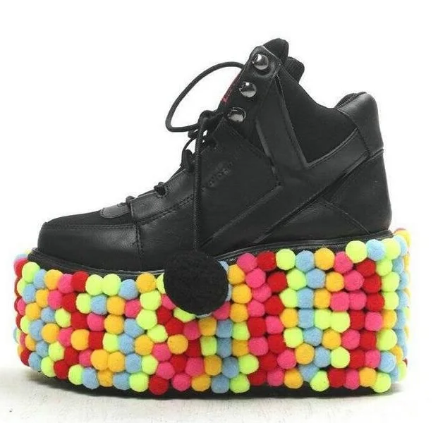 Hip-pop Street Style Colorful Pom Pom Pumps 2019 Newest Platform Wedge Heels Pumps Woman Round Toe Lace-up Casual Shoes
Hip-pop Street Style Colorful Pom Pom Pumps 2019 Newest Platform Wedge Heels Pumps Woman Round Toe Lace-up Casual Shoes
