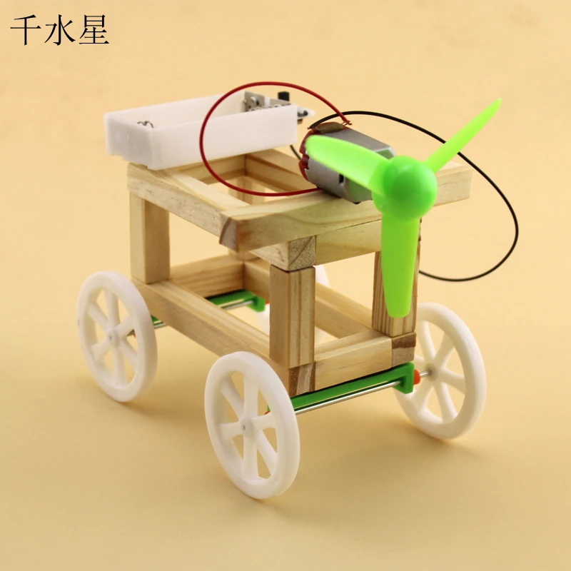 Small white round wooden windmill steam pioneer education suite parent - child toys hand - made model creative
Small white round wooden windmill steam pioneer education suite parent - child toys hand - made model creative