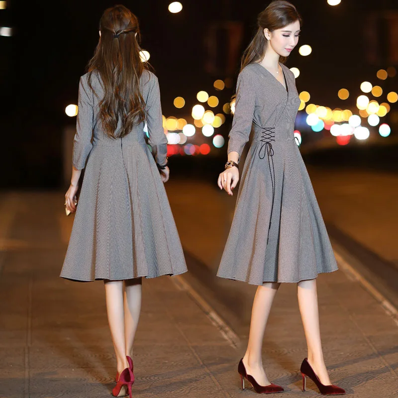 Women's dress spring autumn female V-neck temperament dresses women waist was thin houndstooth seven-point sleeves Slim dress
Women's dress spring autumn female V-neck temperament dresses women waist was thin houndstooth seven-point sleeves Slim dress