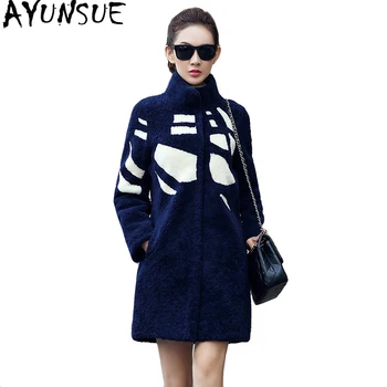 AYUNSUE Winter Coat Women 2019 Fashion Sheep Shearling Fur Coats Real Wool Female Jacket Stand Collar casaco feminino WYQ1555 
AYUNSUE Winter Coat Women 2019 Fashion Sheep Shearling Fur Coats Real Wool Female Jacket Stand Collar casaco feminino WYQ1555