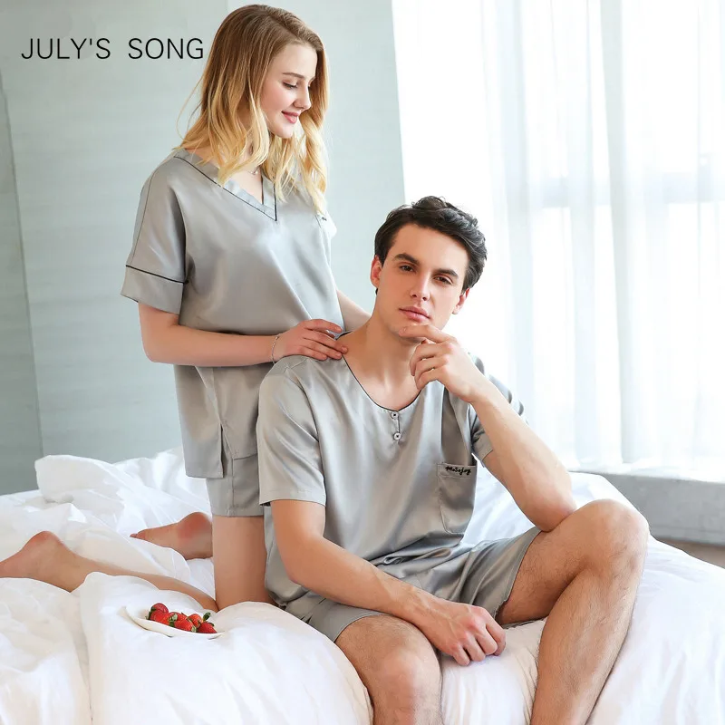 JULY'S SONG Woman Man Spring Summer Pajamas Set Satin Faux Silk Lounge Couple Pajama Suit Shorts And Shirt Sleepwear Pajamas
JULY'S SONG Woman Man Spring Summer Pajamas Set Satin Faux Silk Lounge Couple Pajama Suit Shorts And Shirt Sleepwear Pajamas