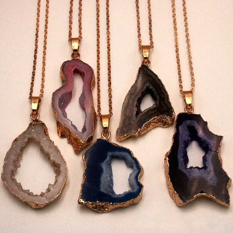 Fashion Natural Irregular Rock Druzy Stone Pendant Necklaces for Women Trendy Geode Slice Piece Necklaces Jewelry
Fashion Natural Irregular Rock Druzy Stone Pendant Necklaces for Women Trendy Geode Slice Piece Necklaces Jewelry