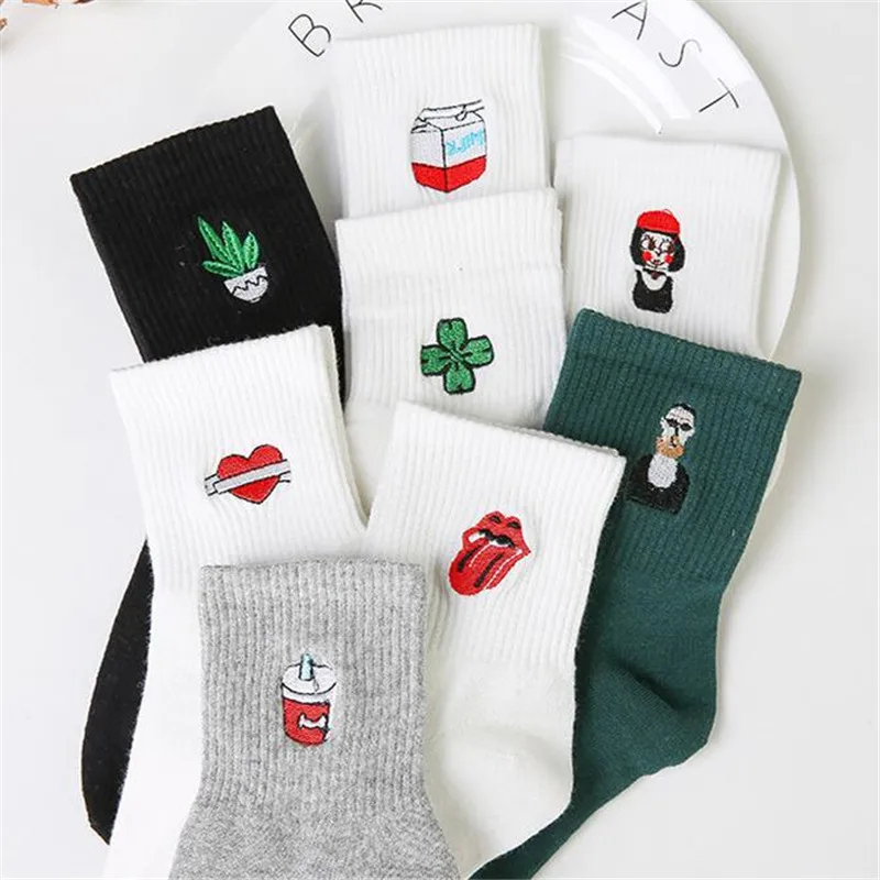 New Woman Socks Cotton Cute Embroidery Harajuku Cactus Socks Female Calcetines Kawaii Black White Cotton Socks Women Girl Meias
New Woman Socks Cotton Cute Embroidery Harajuku Cactus Socks Female Calcetines Kawaii Black White Cotton Socks Women Girl Meias