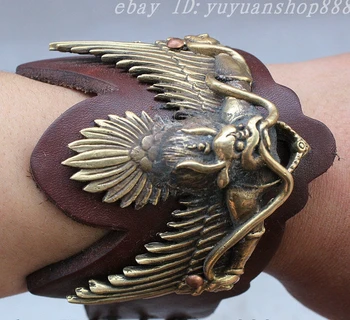 Tibetan Bronze Gilt Redpoll Winged Garuda Bird Eagle Buddha Statue Hand Chain 160817
Tibetan Bronze Gilt Redpoll Winged Garuda Bird Eagle Buddha Statue Hand Chain 160817