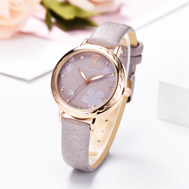 LIcaihong Fashion Simple Women Watch Leisure Flower Scale Leather Strap Buckle Ladies Clock Quartz Wrist Watches montre femme
LIcaihong Fashion Simple Women Watch Leisure Flower Scale Leather Strap Buckle Ladies Clock Quartz Wrist Watches montre femme