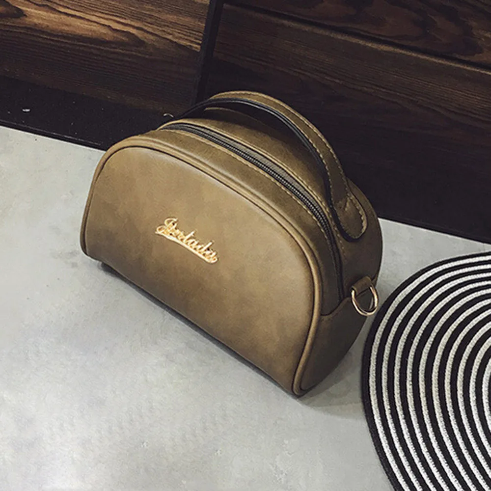 Fashion Women Leather Handbag Ginlada iron standard letter shoulder diagonal portable semi-circular zipper bag H30418
Fashion Women Leather Handbag Ginlada iron standard letter shoulder diagonal portable semi-circular zipper bag H30418