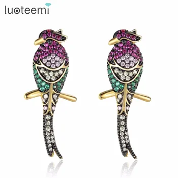 LUOTEEMI New Fashion Jewelry Uniqie Design Bird Shape Stud Earrings Shining Multi CZ Gold Color Brincos Statement Christmas Gift
LUOTEEMI New Fashion Jewelry Uniqie Design Bird Shape Stud Earrings Shining Multi CZ Gold Color Brincos Statement Christmas Gift