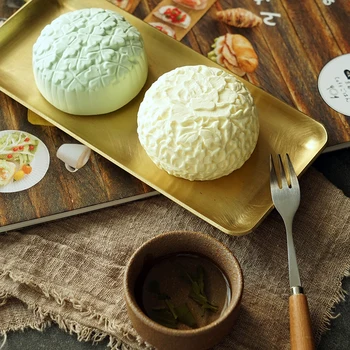 Simulation Japanese small pastry Artificial fancy moon cake Food photography props Cafe decoration
Simulation Japanese small pastry Artificial fancy moon cake Food photography props Cafe decoration