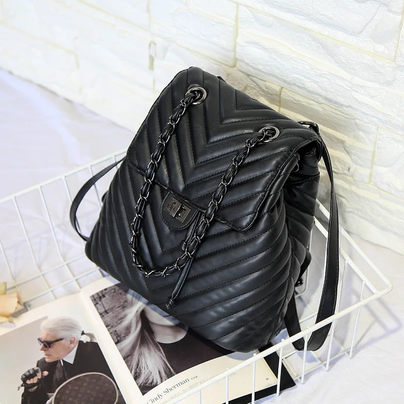 Luxury Brand Designer Women Backpack PU Leather Vintage School Bag for Girl Bolsa V Shape Large Capacity Travel Bag Waterproof
Luxury Brand Designer Women Backpack PU Leather Vintage School Bag for Girl Bolsa V Shape Large Capacity Travel Bag Waterproof