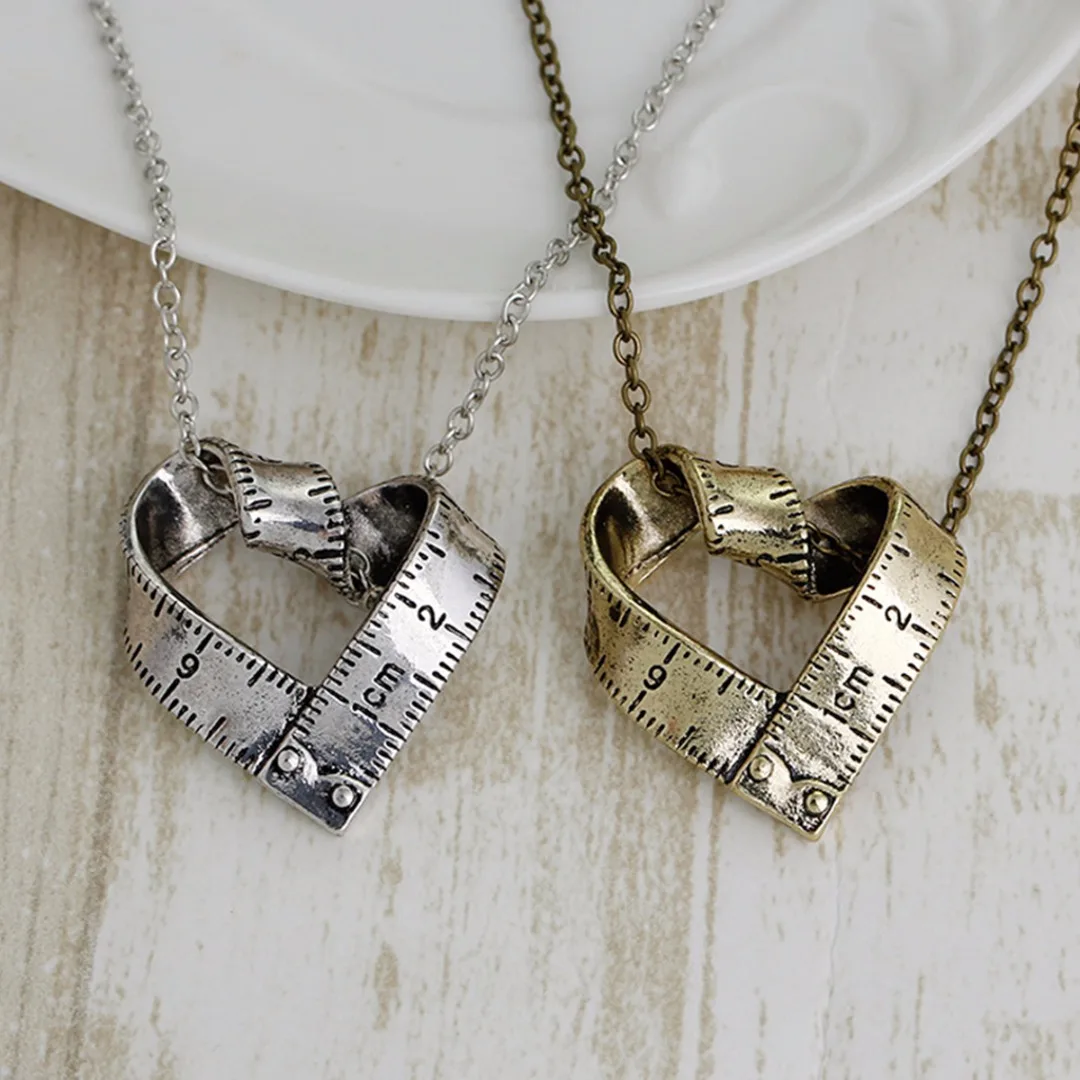 Creative Love Heart Necklaces Fashion Women Jewelry Shellhard Hiphop Long Chain Necklace & Pendants Punk Men Jewellery Gift
Creative Love Heart Necklaces Fashion Women Jewelry Shellhard Hiphop Long Chain Necklace & Pendants Punk Men Jewellery Gift