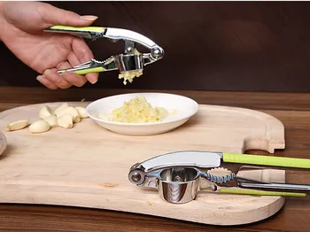 1PC Garlicpress Stainless Steel Gadget Ginger Garlic Presses for Kitchen Tool Nut Cracker Crusher Accessories KX 133
1PC Garlicpress Stainless Steel Gadget Ginger Garlic Presses for Kitchen Tool Nut Cracker Crusher Accessories KX 133