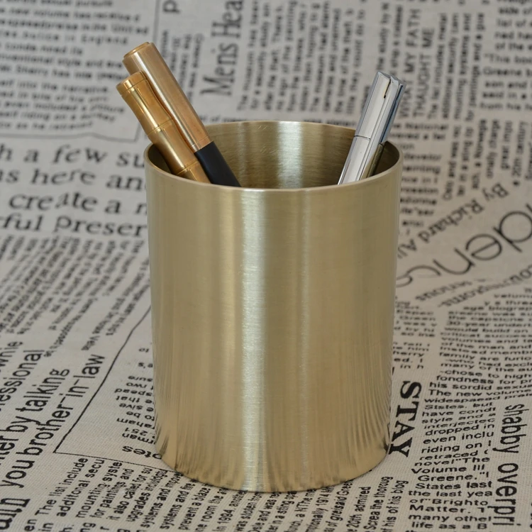1x Solid Brass Brush Holder Pen Vase Pencil Pot Tidy Stationery Desk Container
1x Solid Brass Brush Holder Pen Vase Pencil Pot Tidy Stationery Desk Container