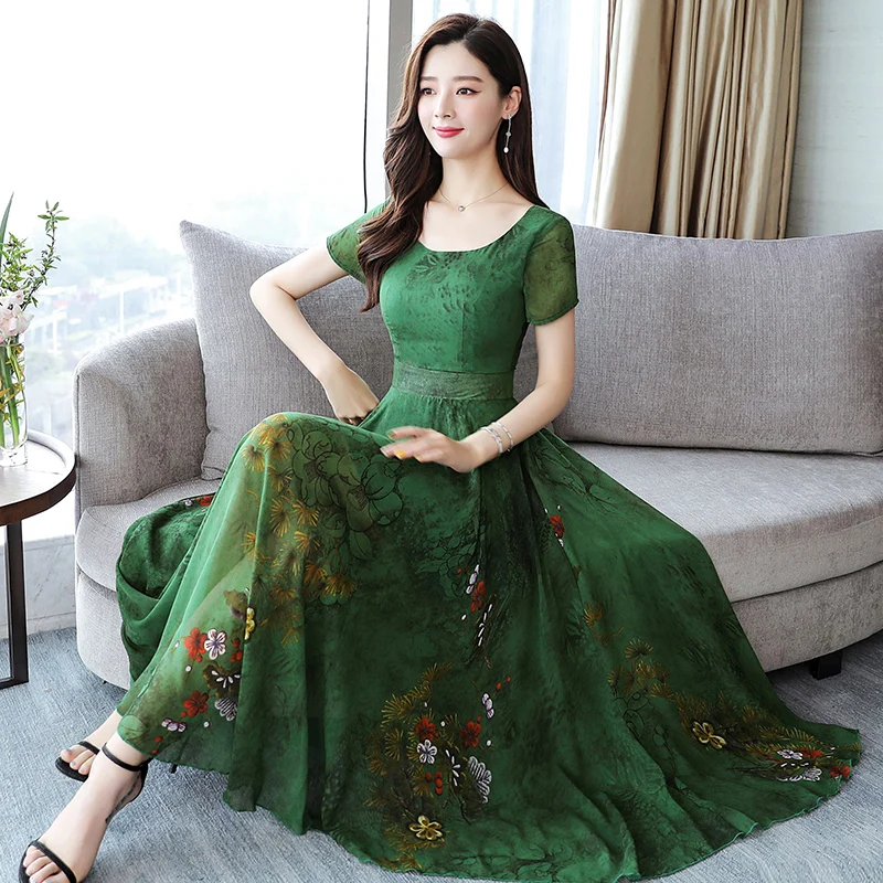 High Quality Bohemian Style 2019 Summer New Arrival Round Collar Flower Printed Woman Chiffon Long Dress
High Quality Bohemian Style 2019 Summer New Arrival Round Collar Flower Printed Woman Chiffon Long Dress