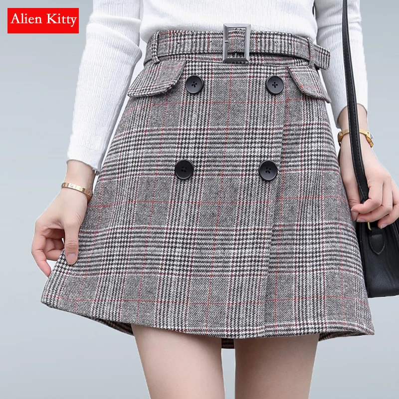 Alien Kitty Vintage Women Skirts Spring Autumn Fashion A-line Plaid Midi Skirt Female High Waist Woolen Skirt Plus Size S-XXL
Alien Kitty Vintage Women Skirts Spring Autumn Fashion A-line Plaid Midi Skirt Female High Waist Woolen Skirt Plus Size S-XXL
