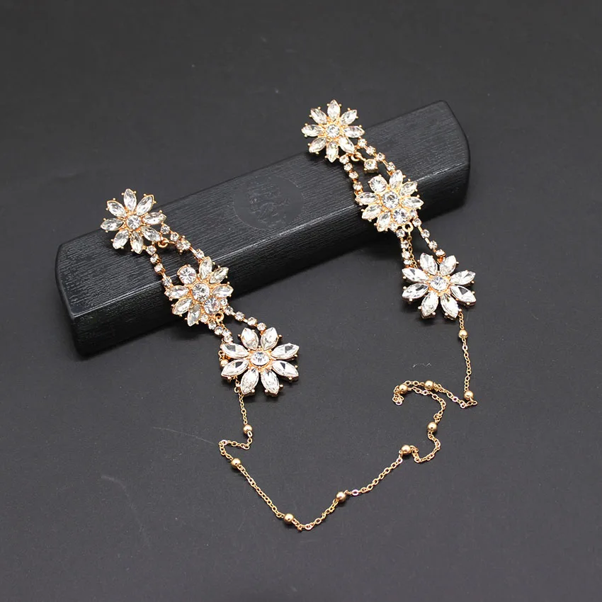 2019 New Baroque Rhinestone Long Tassel Chain Siamese Earrings Wild Temperament Luxury Ear Jewelry Temperament wild earrings 894
2019 New Baroque Rhinestone Long Tassel Chain Siamese Earrings Wild Temperament Luxury Ear Jewelry Temperament wild earrings 894