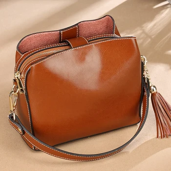 Genuine Leather Women Bags Retro Famous Brand Handbags Women Shoulder Crossbody Bags Women Menssenger Bag Tote Bolsas Feminina
Genuine Leather Women Bags Retro Famous Brand Handbags Women Shoulder Crossbody Bags Women Menssenger Bag Tote Bolsas Feminina