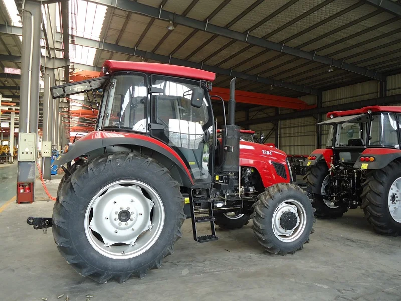 130hp 4wd tractor  (10)