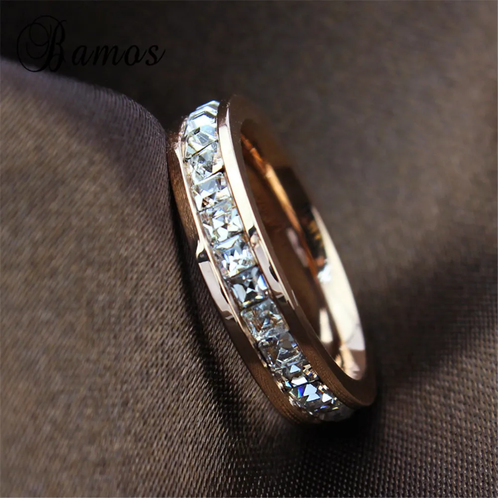 tt-1 Luxury Round Stainless Steel Engagement Rings Sets for Women Titanium Steel Crystal Gold Romantic Wedding Ring Jewelry