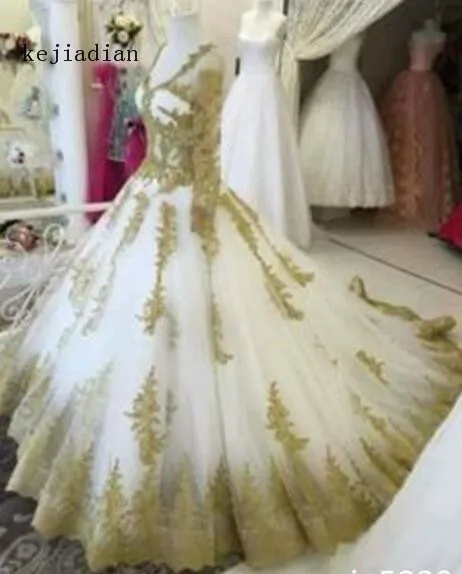 Two Pieces Muslim Prom Dresses Saudi Arabic Style Long Sleeve Evening Gowns 2020 Luxury Ball Gown Evening Dresses
Two Pieces Muslim Prom Dresses Saudi Arabic Style Long Sleeve Evening Gowns 2020 Luxury Ball Gown Evening Dresses