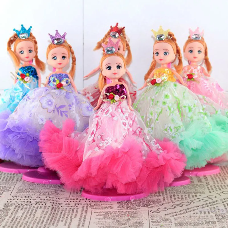 18cm High Quality Cute Fashion Dress Skirt Dolls Toys Unique Gifts Cute Toys for Girls Princess Doll Girl Kids Birthday Gift
18cm High Quality Cute Fashion Dress Skirt Dolls Toys Unique Gifts Cute Toys for Girls Princess Doll Girl Kids Birthday Gift