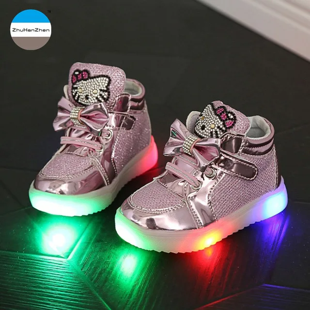 2018 LED Glowing Children Casual Shoes Baby Girls Short Boots Princess Cartoon Newborn Soft bottom First walk Lights Sneakers
2018 LED Glowing Children Casual Shoes Baby Girls Short Boots Princess Cartoon Newborn Soft bottom First walk Lights Sneakers