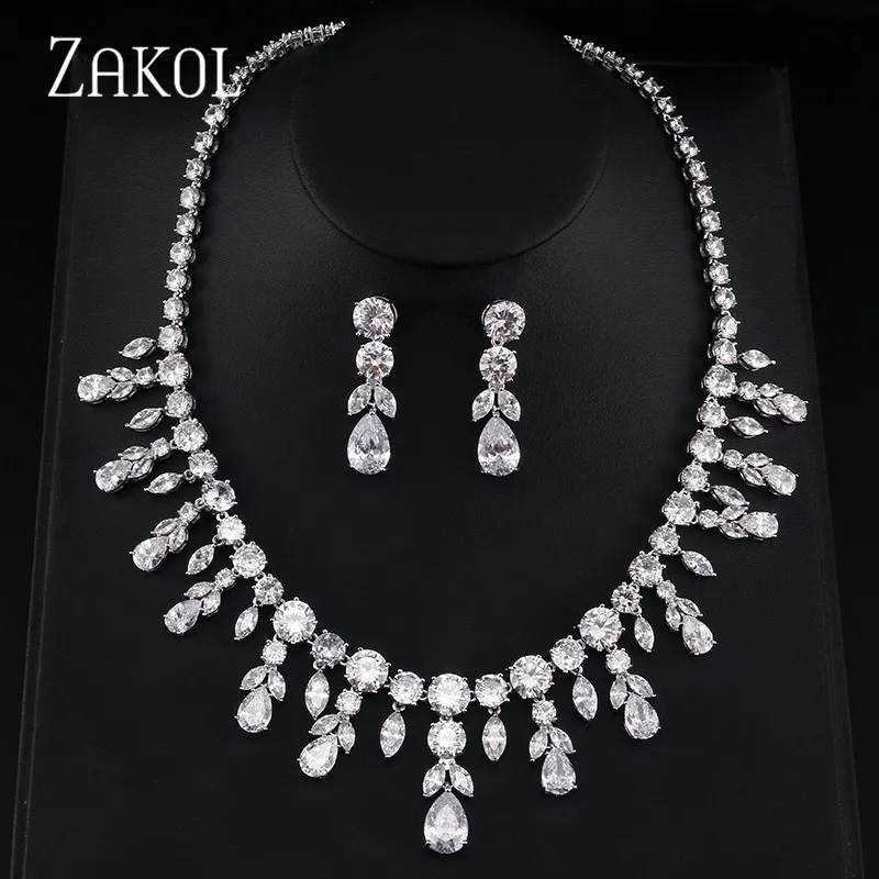 ZAKOL Sparkling Clear Water Drop Cubic Zirconia Earrings Necklace Jewelry Sets For Elegant Bridal Wedding Dinner Dress FSSP013
ZAKOL Sparkling Clear Water Drop Cubic Zirconia Earrings Necklace Jewelry Sets For Elegant Bridal Wedding Dinner Dress FSSP013